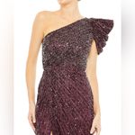 Mac Duggal  5622‎ Blackberry Sequin Embellished Puff One Shoulder Gown Size 0 Photo 1