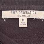Free Generation Los Angeles  “This Girl Loves Weekends” Sweatshirt Size Medium Photo 2