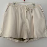 Molly green Shorts Photo 0