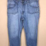 Calvin Klein Jeans Women’s Light Wash Rolled Hem Capri Denim Jeans Photo 0