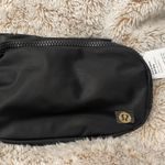 Lululemon Everywhere Belt Bag Photo 1