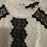 Strut & Bolt Women's White and Black Lace lined dr Dress Sal Photo 4