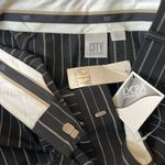 DKNY NWT CITY by Womens size 8 stretch black pinstriped pencil skirt Photo 4