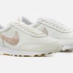 Nike  Daybreak Beige Pink Snakeskin‎ Sneaker  White CasualSize: 10 Photo 0