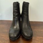 Crown Vintage Women’s after hours Chelsea black leather ankle chunky sole boot s Size 8.5 Photo 3