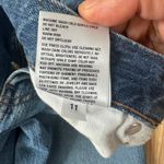 Uniqlo Distressed Peg Top High-Rise Jeans Relaxed Tapered Blue 24 inch Photo 2