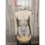 Edikted White Ring Detail Long Sleeve Crop Top Size XLARGE White Photo 3