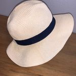 CHAPS  beige straw summer hat Photo 3