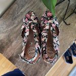 Jeffrey Campbell  Mariel Floral Wedges‎ Photo 3