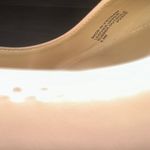 Michael Kors Dorothy Flex Leather Pump is a size 6.5. Photo 3