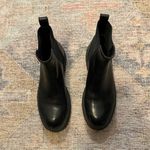 Steve Madden Women’s Gore Chelsea Boots in Black Photo 4