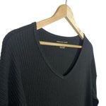 American Eagle  Ribbed Stretchy V-Neck Sweater in Black Size S Photo 2