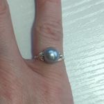 2‎ Faux Pearl White and Gray Wire Rings Silver Gold Tone Sizes 5 & 5.5 Dainty Photo 4