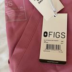 FIGS New  Scrubs Photo 3