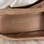Liz Claiborne  Women's Tan Slip on Loafer Leather Shoes Size 8.5 Photo 4