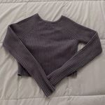 Hollister Crop Top Sweater Photo 2