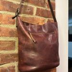 Timberland  Small Classic Leather Bucket Bag Brown Burgundy Photo 3