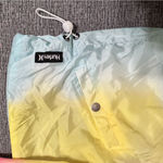 Hurley  Women’s Urban Windbreaker Photo 5