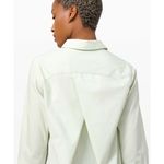 Lululemon  Full Day Ahead Button-Up Long Sleeve Shirt in Springtime Sz 6 Photo 8
