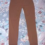 Vuori Women's 7/8 Daily Leggings Photo 4