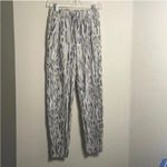 EXPRESS Animal Print Sweatshirt Jogger Athleisure Loungewear Set Photo 7