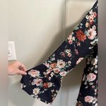 Entro  Navy Floral V-neck Longsleeve Blouse size medium Photo 1