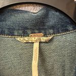 Free People  Women Size Large Blue‎ Denim Jacket with Patch Photo 4