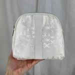 VTG Pearl White Nexxus XX Makeup Bag Travel Zipper Cosmetic Pouch NWOT Photo 1