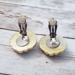 Vintage Clip On Earrings Photo 3
