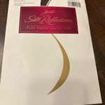 Hanes  Silk Reflections Gentle Brown‎ Plus Size Three Pantyhose Control Top 3X Photo 0