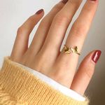 Boutique Gold Butterfly Ring Photo 0