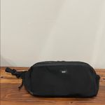 Vans  Detached Sling Bag Black NWOT Sling-style Crossbody Unisex Photo 5