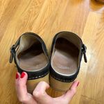 Dansko  Berry Women's Clogs Black Burnished Nubuck Leather US 10/10.5 EU 41 Photo 9