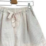 Vince Pencil-stripe Drawstring Linen Blend Shorts in Pink Size Small Photo 1