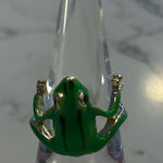 Frog Ring Green Wrap Around Hugging Photo 0