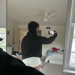 Amazon  Sweatshirt Photo 1