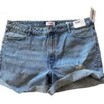 Wrangler NWT Women's High Rise Vintage 3” Cut-Off Short Distressed Photo 6