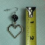 Handmade unisex Kawaii punk goth dice & heart dangle earrings 💖🥳✨ Photo 2