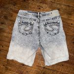 Silver Jeans Silver ombré distressed denim 26 Lola boyfriend short Photo 4