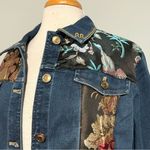 Chico's NWT Chico’s Heirloom Jean Denim Jacket Floral Metallic Detailing Size 12/14 Photo 4