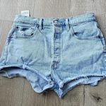 Levi's Levi Strauss 501 Light Wash Jean Shorts W31 Photo 0