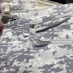 Rag and Bone gray camo digital print skinny jeans 27 W1502O337 Photo 4