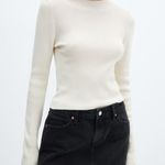 Mango  LOW-RISE DENIM MINI SKIRT Photo 1