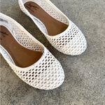 Anthropologie  Seychelles Ivory White Open Weave Flats Size 7.5 Memory Foam Shoes Photo 4