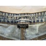 American Eagle  Comfort Stretch Tom Girl Distressed Light Wash Jean Shorts Sz 4 Photo 6