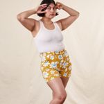Big Bud Press Lazy Daisy Shorts Yellow Size Small Photo 1