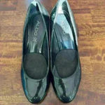 ALDO  Women’s Black Patent Leather Pumps Heels Closed Toe Size 7 Photo 2