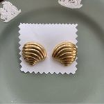 Vintage Francesca Visconti shell Earrings Photo 0