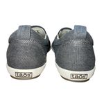 Taos Dandy Gray Denim Slip Ons Women’s 9.5 DND Photo 3