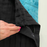 Larry Levine  Women’s Stretch Skirt Size 10 Photo 4